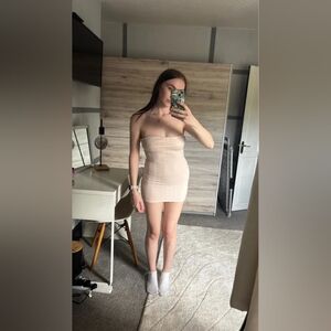 Elegant Cream Strapless Dress